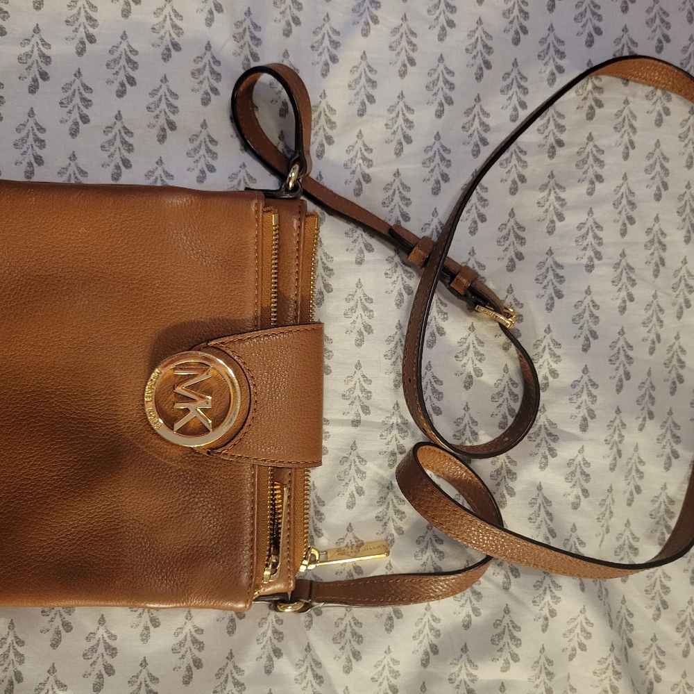 Michael Kors purse LOWERED PRICE TO $20